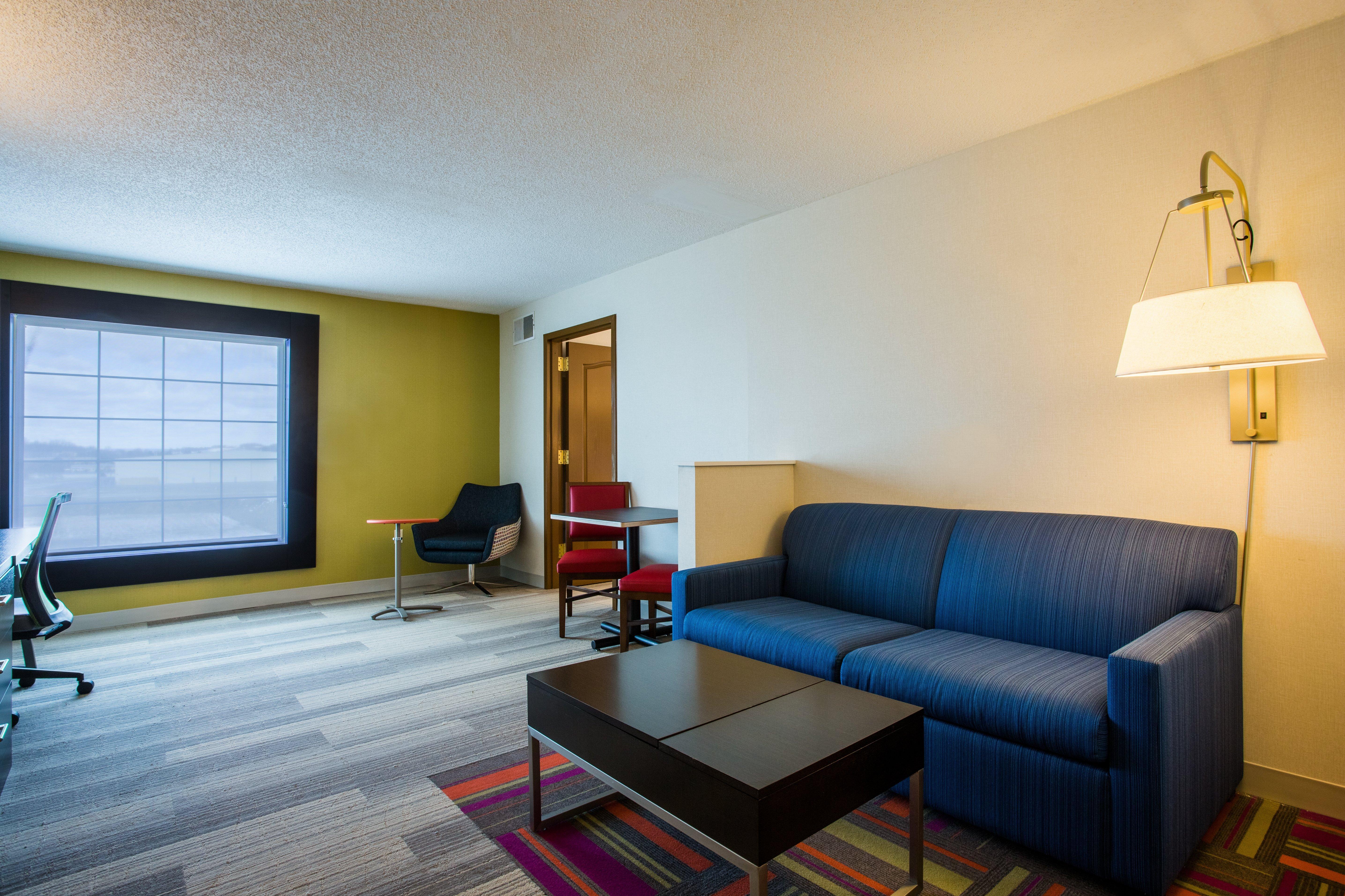 Holiday Inn Express Hotel & Suites Reading By Ihg Bagian luar foto