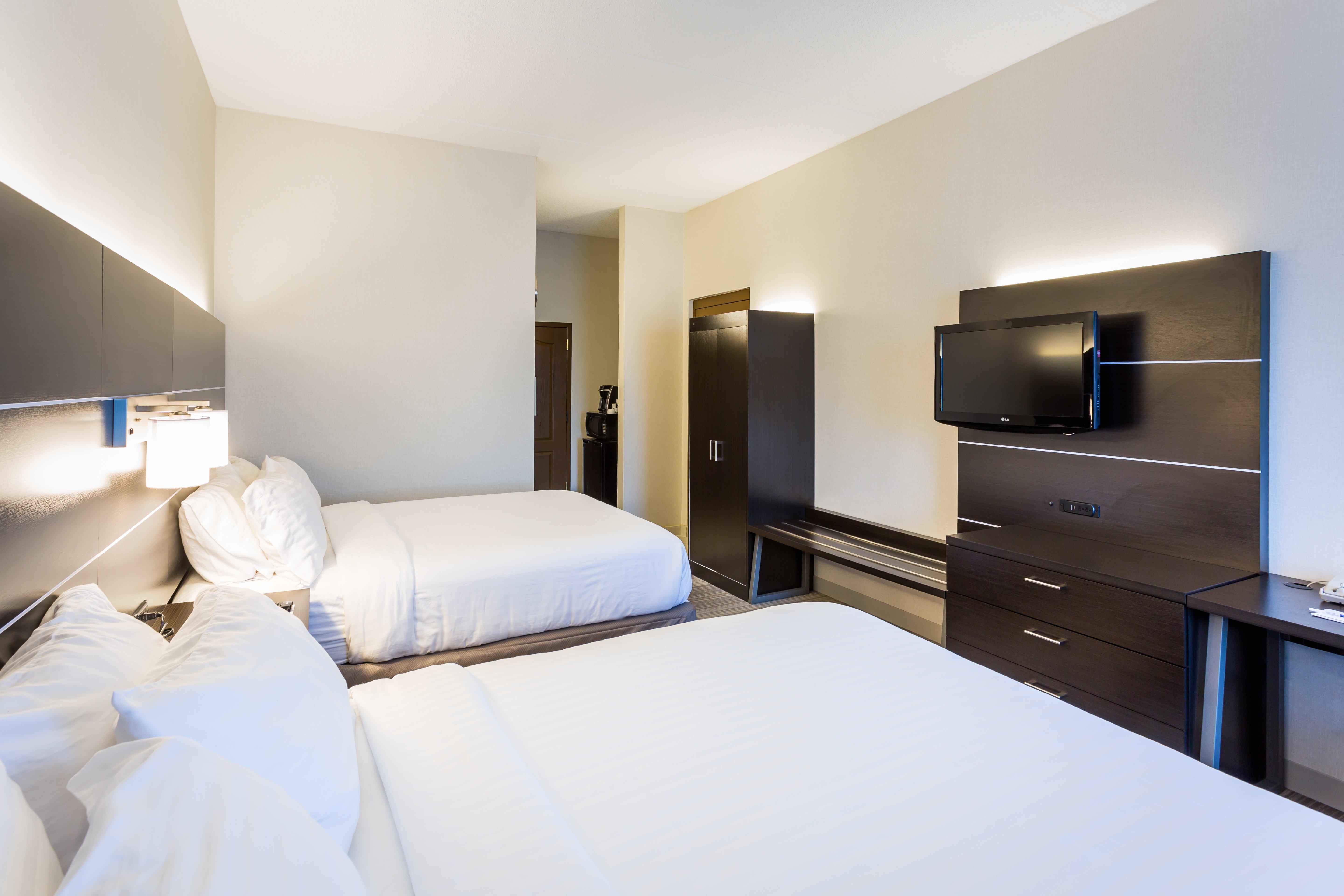 Holiday Inn Express Hotel & Suites Reading By Ihg Bagian luar foto