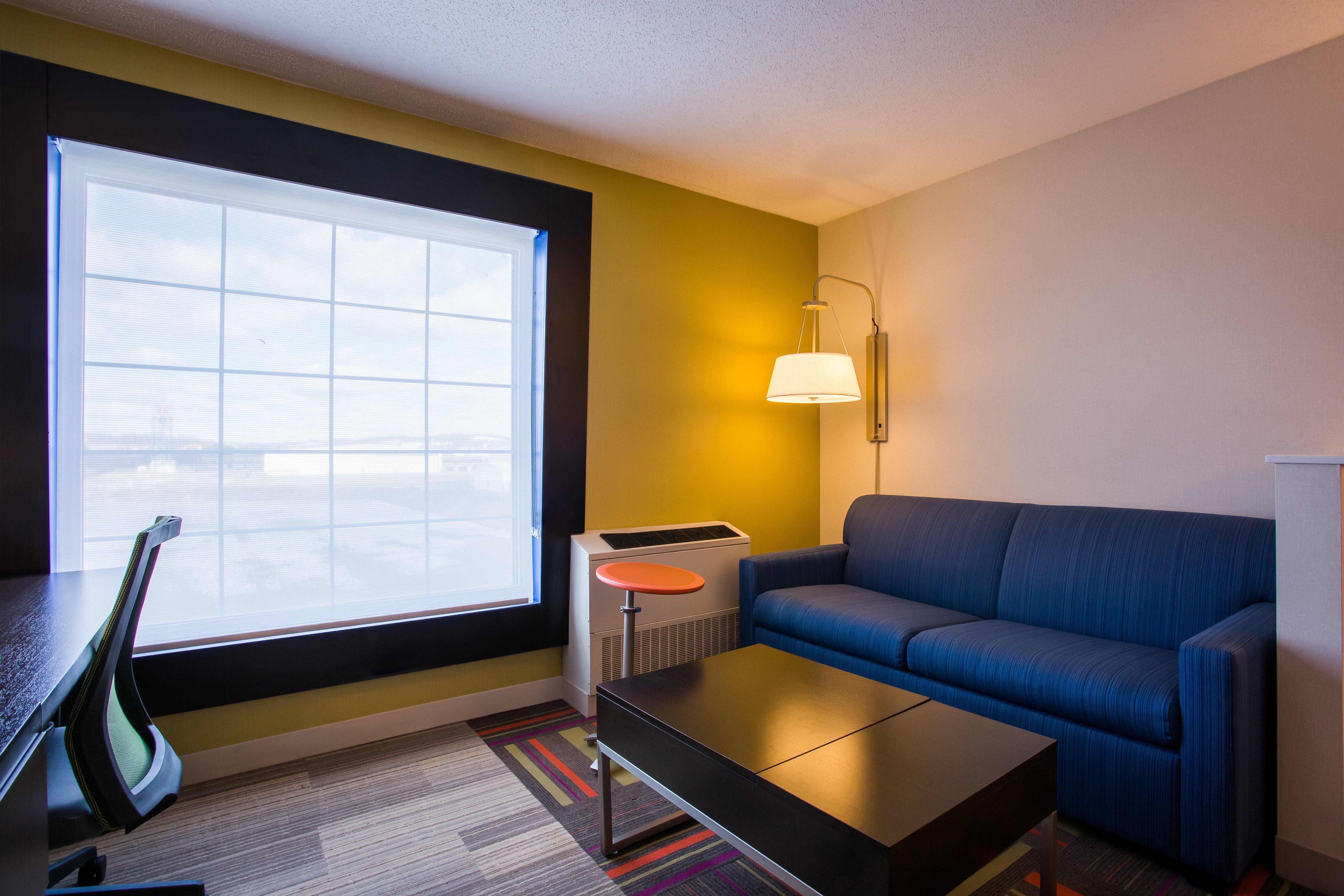 Holiday Inn Express Hotel & Suites Reading By Ihg Bagian luar foto
