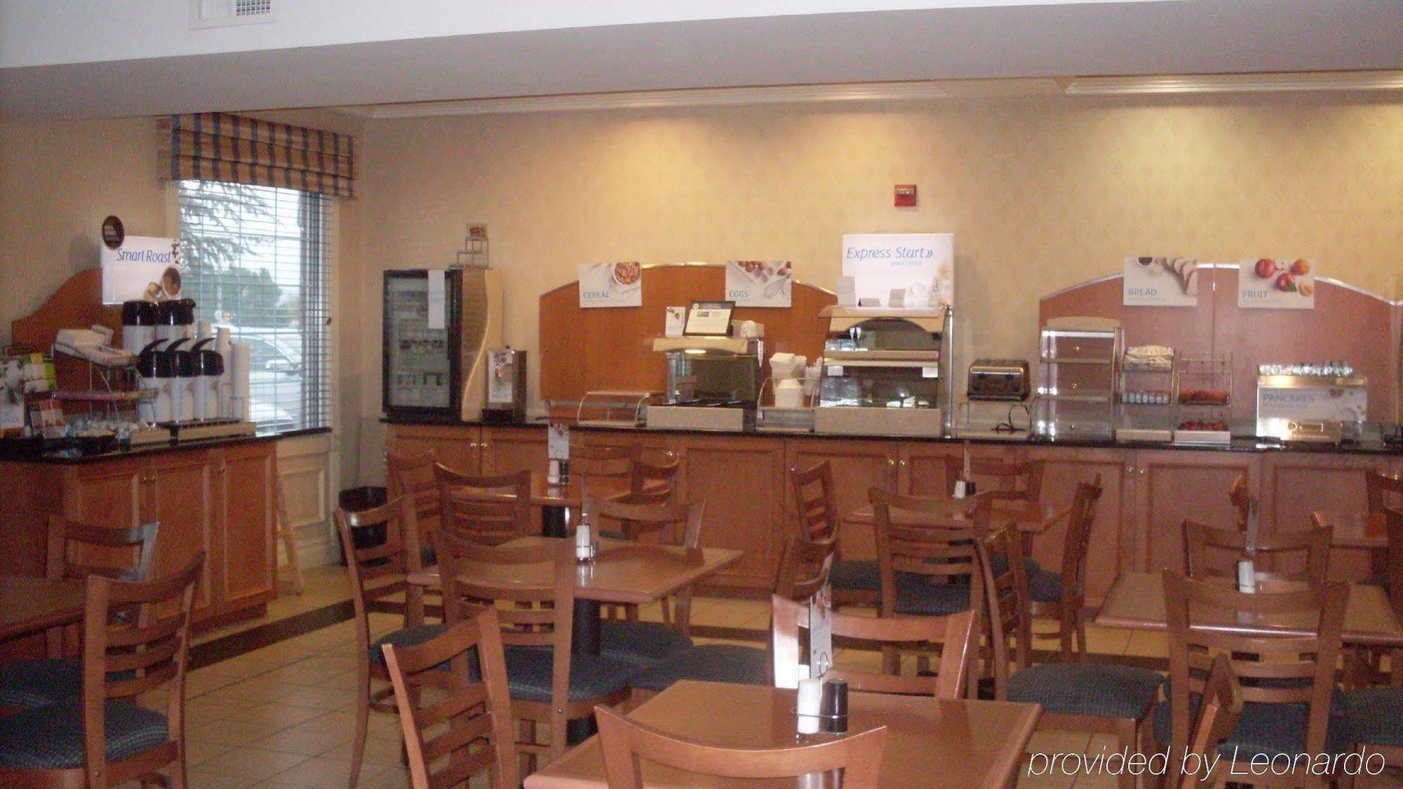 Holiday Inn Express Hotel & Suites Reading By Ihg Bagian luar foto